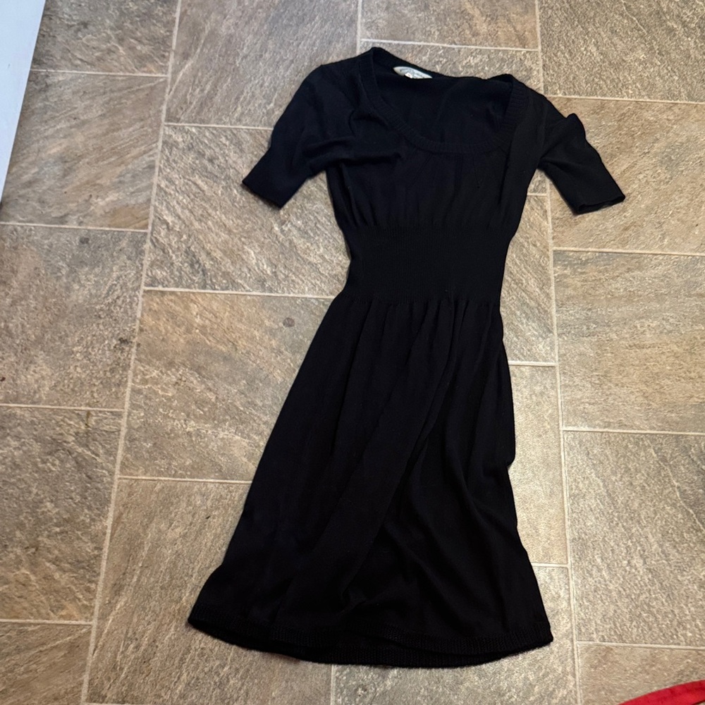 Chic Black Midi Dress